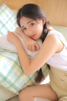 姜雯